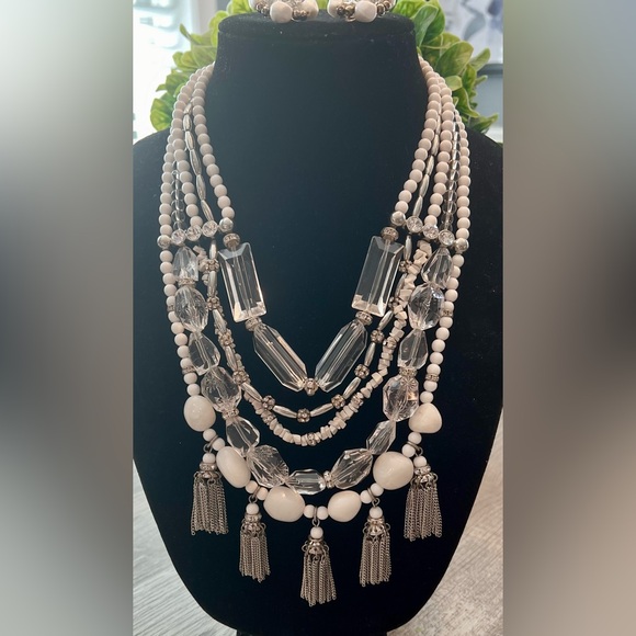 CHICOS STATEMENT NECKLACE & CLIP ON EARRINGS-SPARKLE BLING TASSLES & MORE!🔥🔥🔥 - Picture 5 of 17